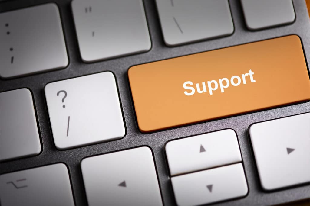 Keyboard with a support key in orange